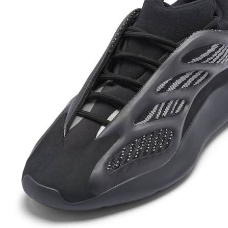 Yeezy 700 v3 black